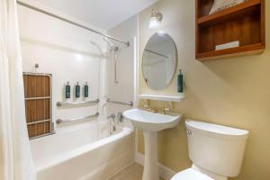 Baðherbergi á Hilton Vacation Club Cypress Pointe Orlando