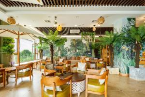 Guilin Red Roof Garden Resort -On the way to Yangshuo的休息区