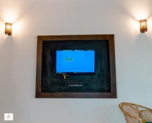TV a/nebo společenská místnost v ubytování Ceygal Villa Galle
