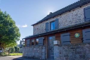 Το κτήριο όπου στεγάζεται  η παραθεριστική κατοικία