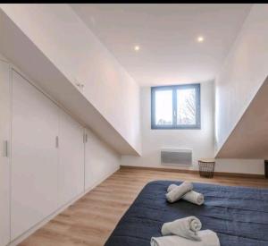 Postel nebo postele na pokoji v ubytování Maison de luxe confortable
