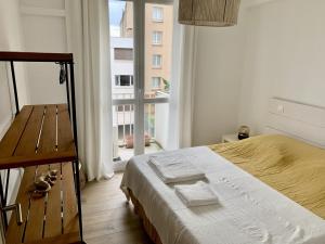 10 mns à pieds de l'hyper centre, vue sur le canal du midi客房内的一张或多张床位