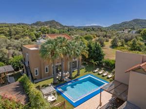 The swimming pool at or close to Luxury Mansion Rhodes