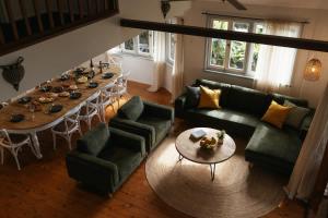 Setusvæði á Seednest A-frame Treehouse Forest View&Game Room