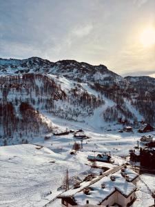 布勒伊-切尔维尼亚Appartamento a Cervinia con Box的相册照片