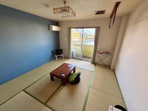 美咲旅館的休息区