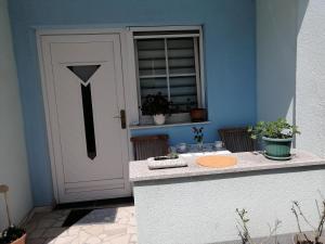 Balkón nebo terasa v ubytování Navy Apartments