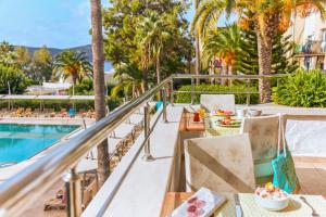 Bazén v ubytování TUI MAGIC LIFE Bodrum - Adults Only nebo v jeho okolí