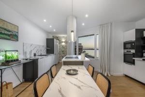 Kuchnia lub aneks kuchenny w obiekcie Apartamento sobre el rio Guadiana