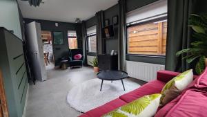 Afbeelding uit fotogalerij van Zevenenvijftig airb&b in Meppel