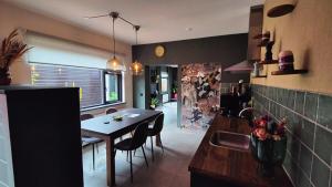 Afbeelding uit fotogalerij van Zevenenvijftig airb&b in Meppel