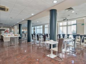 Restaurace v ubytování B&B HOTEL Settimo Torinese