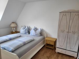 Postel nebo postele na pokoji v ubytování Ferienwohnung Maja