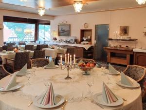Restaurace v ubytování Hotel Harzer am Kurpark