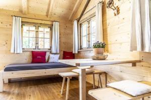 Gambar di galeri bagi Lenggrieser Bergcamping Almchalet Familienhütte di Lenggries