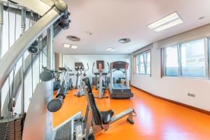 Fitness centrum a/nebo fitness zařízení v ubytování Port Azafata Valencia