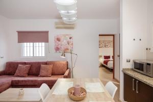 Η κουζίνα ή μικρή κουζίνα στο Apartamentos TrianaSol