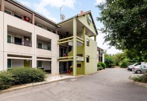 Budova, kde se hotel nachází