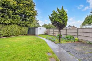 Taman di luar Bluebell House - Sleeps 5 - Garden - Parking