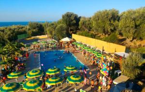 Πισίνα στο ή κοντά στο Ibisco Hotel