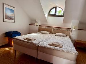 Postel nebo postele na pokoji v ubytování Sunny 2-bedroom apartment in Parque Santiago II + 37 fotografií