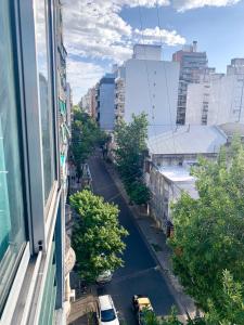 a view from a window of a city street at Departamento Moreno in Rosario