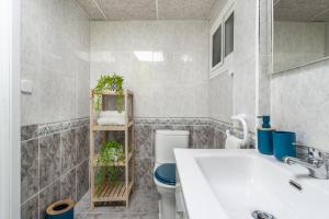 Vannituba majutusasutuses Salou -2HB-4pax -Beach-Sea View-AC-WiFi15 +37 fotot