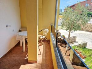 Balkón nebo terasa v ubytování Sunshine Residence Baska 2