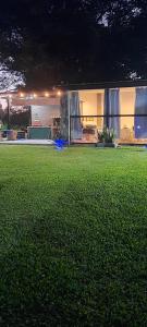 Κήπος έξω από το Paradiso