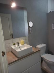 Łazienka w obiekcie CASA RURAL LA HOJA EL VALLE