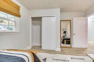 海波因特half Mi to High Point University Quaint Abode!的相册照片