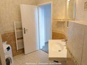 Kúpeľňa v ubytovaní ClearVueHome Apartments Bratislava Slavin