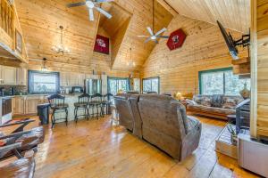 Gallery image of 16 Mi to Ski Apache Ruidoso Cabin Rental in Ruidoso