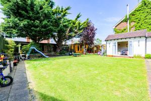 สวนหย่อมนอก Charming Self Contained Garden Studio Upperbeeding