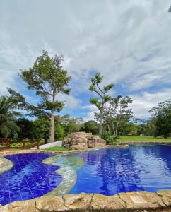 A piscina localizada em Miraflores Boutique Hotel Adults Only ou nos arredores
