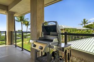 ハプナビーチにあるJ3 Kumulaniの家の景色を望むバルコニーのグリル