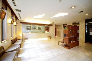 Lobbyn eller receptionsområdet på Daiichi Inn Park