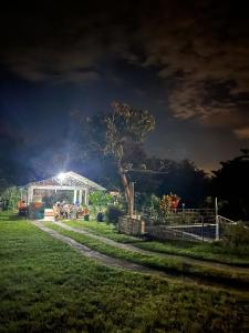 Φωτογραφία από το άλμπουμ του Ecohotel la Floresta σε Ginebra