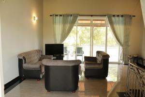 Χώρος καθιστικού στο Superior Villa near Colombo Airport