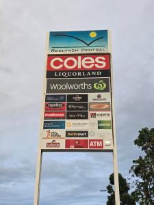 Certifikát, hodnocení, plakát nebo jiný dokument vystavený v ubytování 41RedPebbles Villa in Redlynch,Cairns QLD
