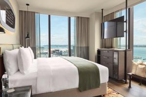 Postel nebo postele na pokoji v ubytování Hotel Indigo Auckland by IHG