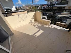 Galeriebild der Unterkunft Nice 1 Bedroom Apartment in Chloraka with a Garden in Paphos City