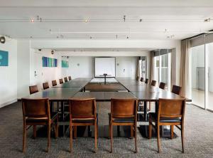 Konferenční prostory v ubytování Grand Naniloa Hotel, a Doubletree by Hilton + 37 fotografií