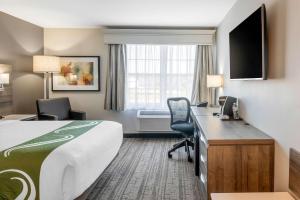 Postel nebo postele na pokoji v ubytování Quality Inn & Suites Amsterdam