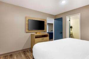 TV a/nebo společenská místnost v ubytování Columbia River Hotel, Ascend Hotel Collection