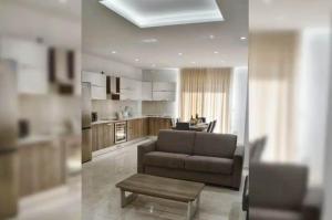 Η κουζίνα ή μικρή κουζίνα στο Msida Classic Flat 13, close to Valletta, Sliema & Sea