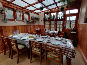 Restaurace v ubytování Carnation Rest