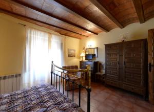 TV a/nebo společenská místnost v ubytování Casa Rural Las Tejas - Ideal para Familias y Grupos