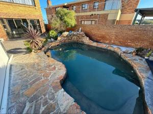 Gallery image of The West End Hermanus in Hermanus