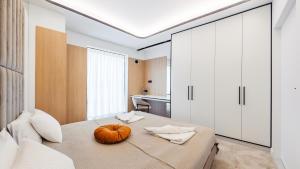 Posteľ alebo postele v izbe v ubytovaní Flatbook - Center Yacht Park Marina View
